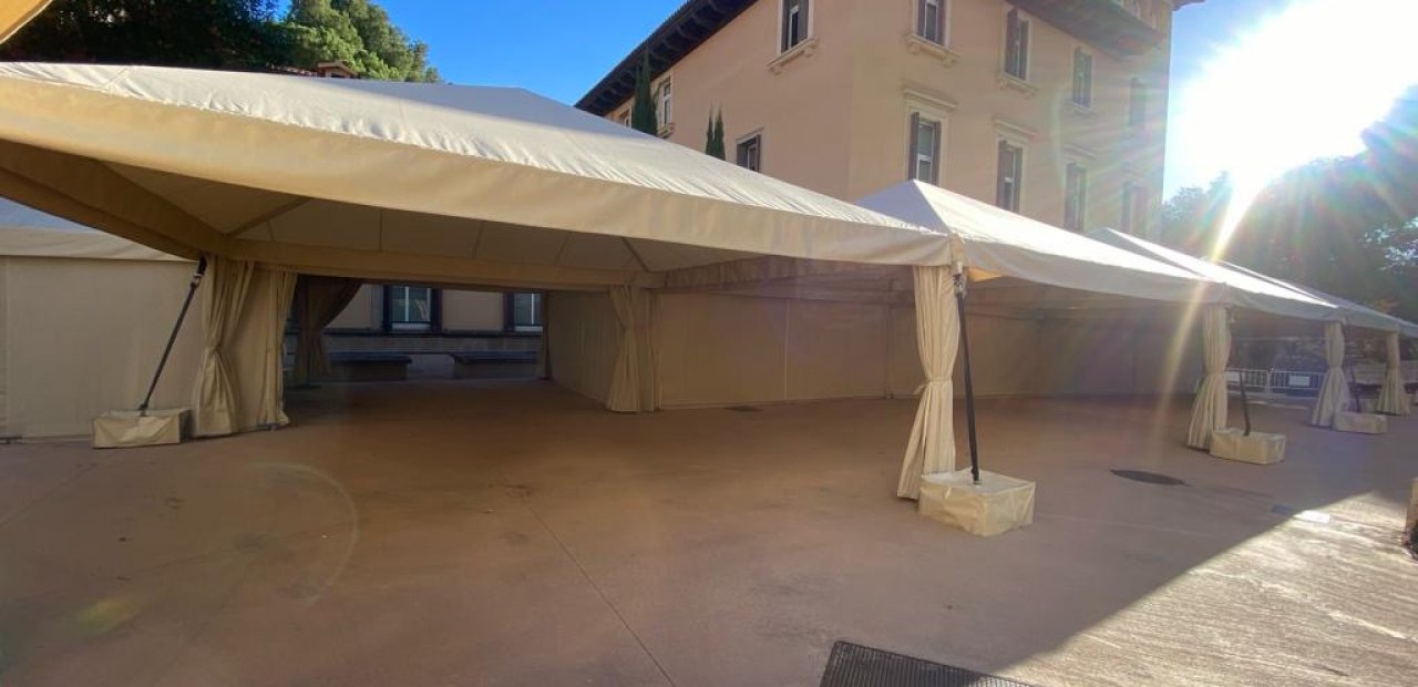Modular tents for celebrations